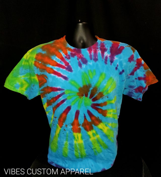 Infusible Ink Tie Dye T-Shirt » The Denver Housewife